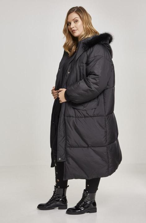 Actual product image Urban Classics UC Curvy Ladies Oversize Faux Fur Puffer Coat (L)