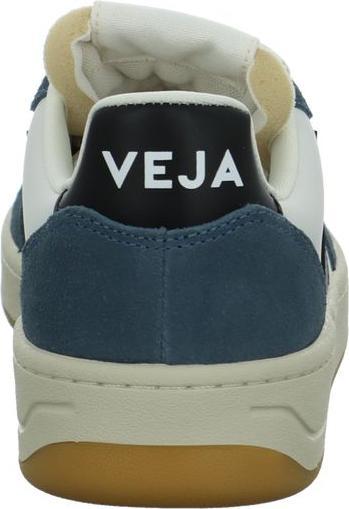 Actual product image Veja V10 (37)