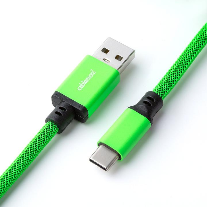 Produktbild CableMod Pro Coiled Keyboard Cable USB-C zu USB Typ A, Viper (1.50 m, USB 2.0)