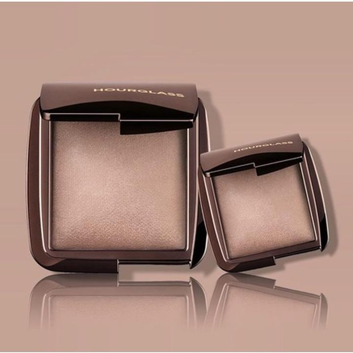 Actual product image Hourglass Ambient Lighting Powder (Dim Light)