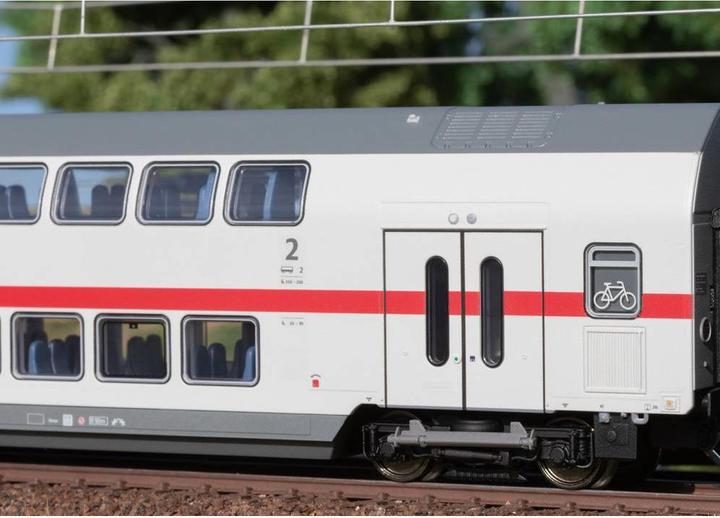 Actual product image Märklin 43490 H0 DB-AG IC2 double-decker centre car DBpza 682.2, 2nd class (Track H0)