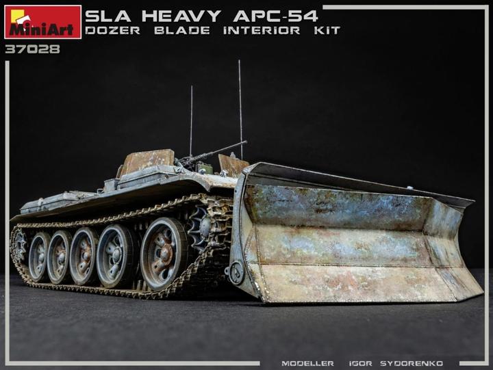 Actual product image Mini art SLA APC T-54 w/Dozer Blade. Interior Kit