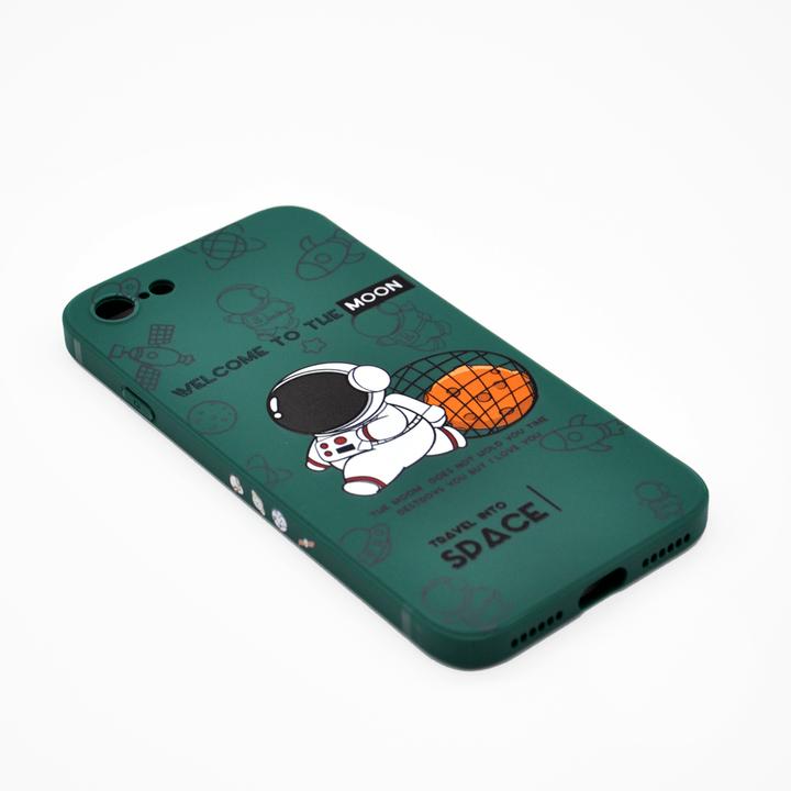 Actual product image Atra Cosmic Astronaut Protective Cover (Apple iPhone SE)