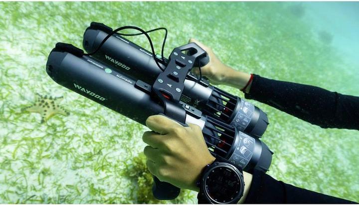 Actual product image Waydoo SUBNADO underwater scooter handle holder grey