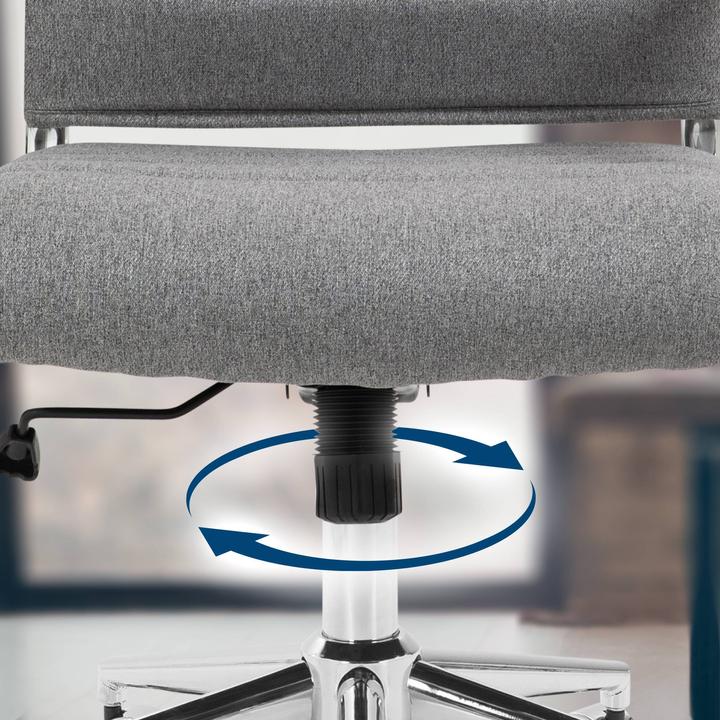 Actual product image CLP Oakland office chair, height-adjustable and swivelling
