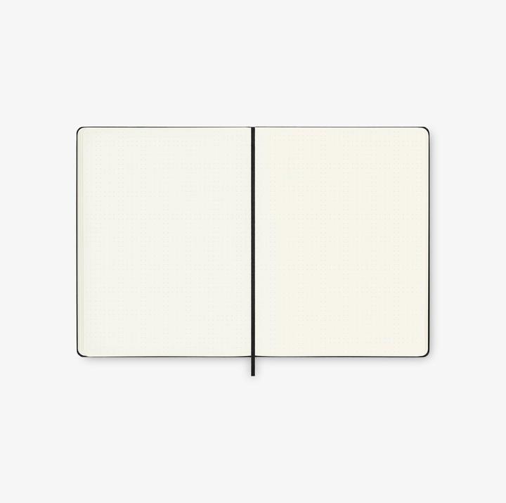 Actual product image Moleskine Classic HC XLarge (Special, Dotted, Hardcover)