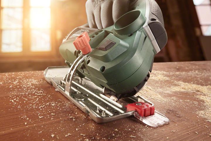 Actual product image Bosch Home & Garden AdvancedCut 50
