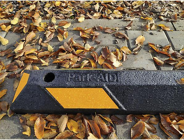 Image du produit Moravia Délimitation de parking Park-AID®, L x l x h 1800 x 150 x 100 mm, noir/jaune.