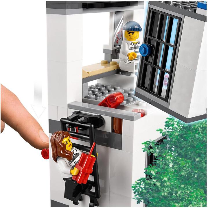 Produktbild LEGO Polizeistation (60246, LEGO City)