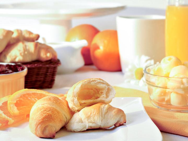 Immagine prodotto Smartbox Una fuga rilassante in Europa: 3 giorni in hotel 4* o 5* con seduta spiritica (2 Persone)