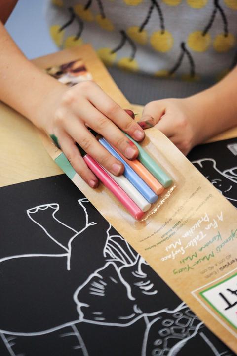 Produktbild Funny Mat Abwaschbare Malmatte - Erde