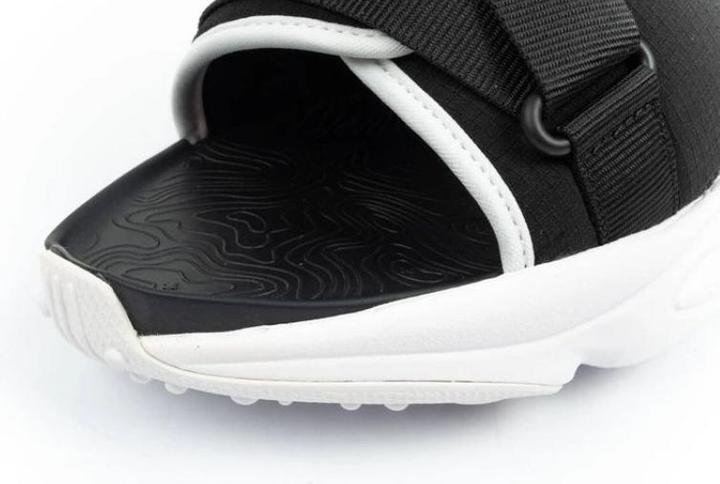 Actual product image Adidas Ozweego Sandalenschuhe (38)