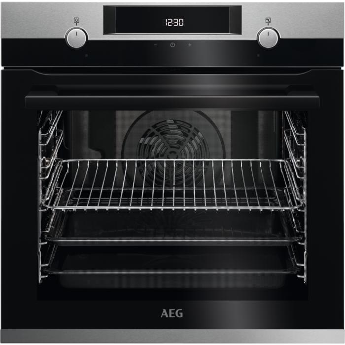 Actual product image AEG BEE43502BM Built-in oven / Series 6000 with SurroundCook / Cleaning with steam / Touch-Bedi