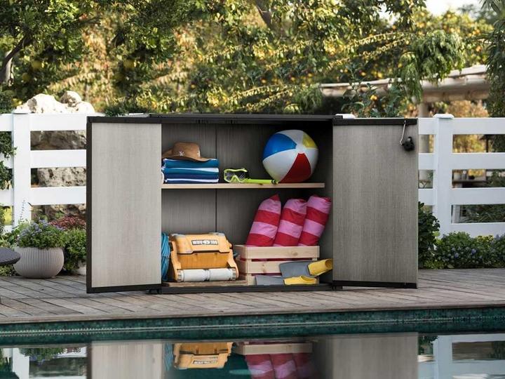 Actual product image Keter patio blind