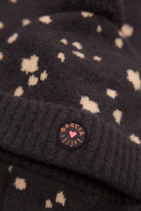 Actual product image Garcia Knit Indian Ink (One size)