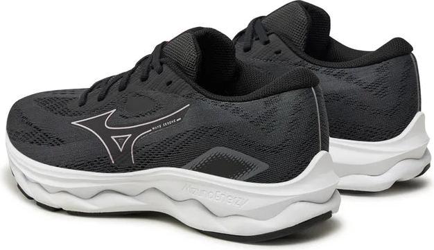 Actual product image Mizuno Wave Serene (38.5)