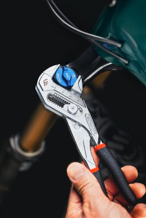 Actual product image Feedback Sports Adjustable pliers spanner (180 mm)