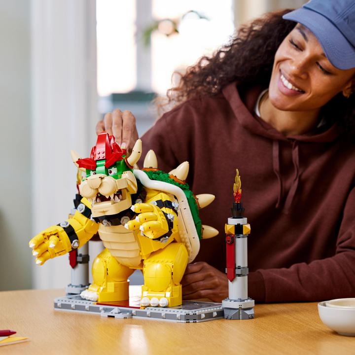 Actual product image LEGO The mighty Bowser (71411, LEGO Super Mario)