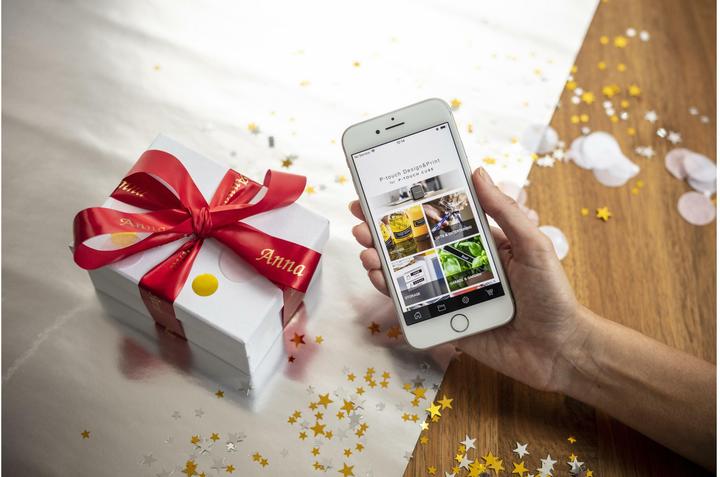 Produktbild Brother P-Touch (2.40 cm, Rot)