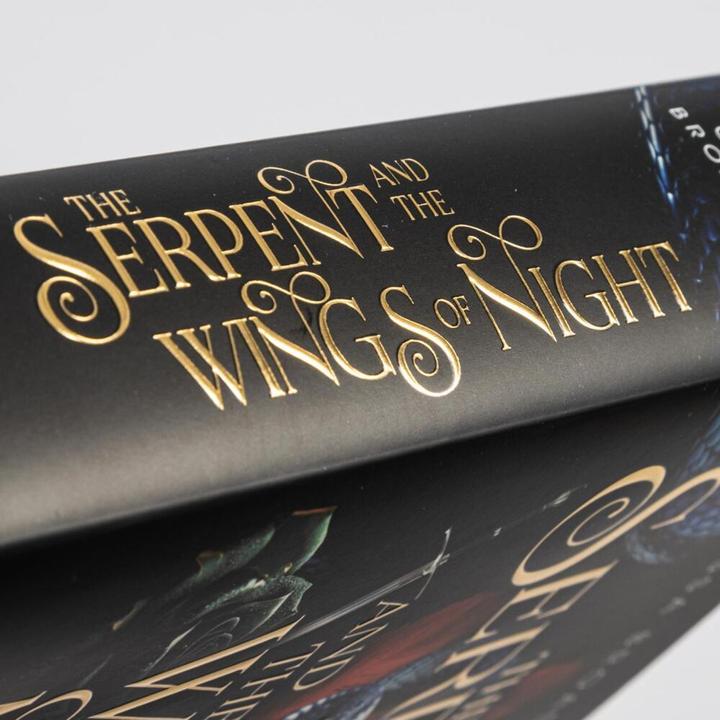 Actual product image The Serpent and the Wings of Night (Crowns of Nyaxia 1) (German, Carissa Broadbent, Kristina Flemm, Heike Holtsch, 2024)