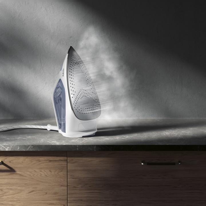 Produktbild Electrolux Dampfbügler (2300 W, 210 g/min)