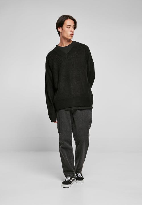 Actual product image Urban Classics V-Neck Sweater - 19953 (L)
