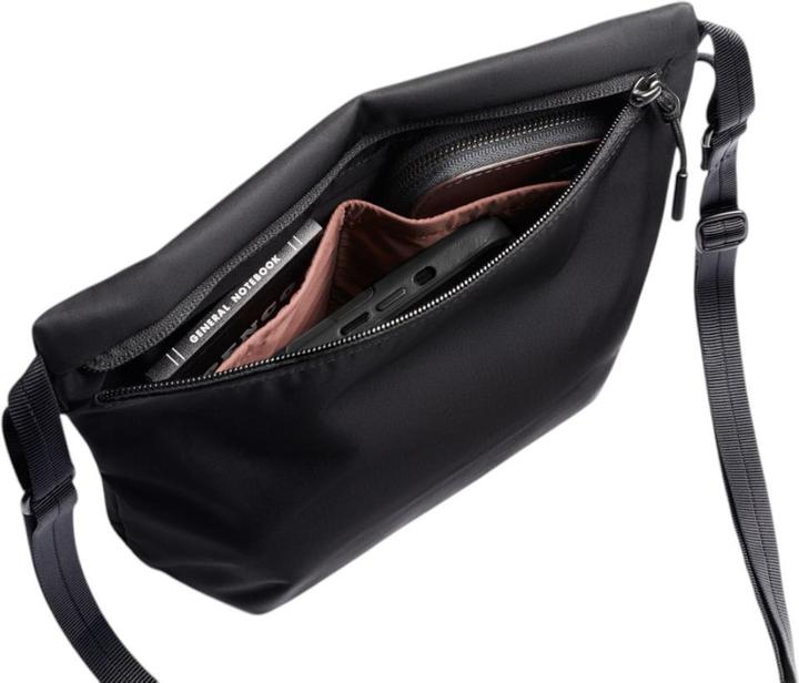 Actual product image Bellroy Laneway Sacoche, Ink