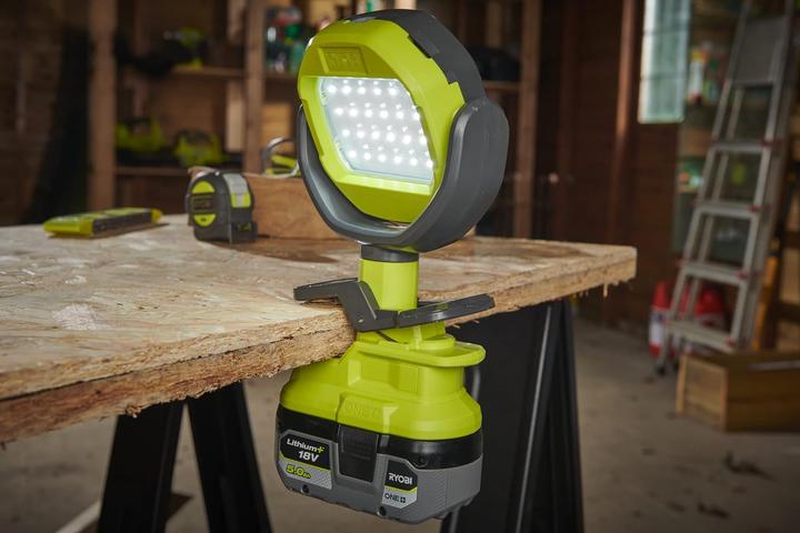 Produktbild Ryobi Klemmleuchte (1000 lm)