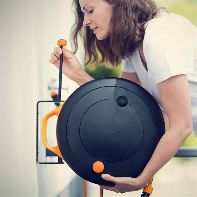 Actual product image Fiskars Wall Mount
