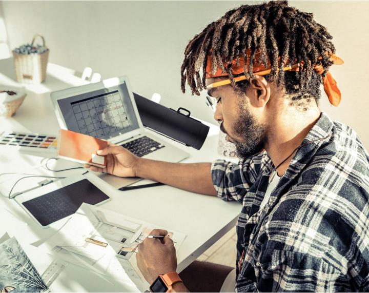 Immagine prodotto Relaxdays - Posterrolle ausziehbar mit Griff, XXL, 93–150 x 26,5 cm