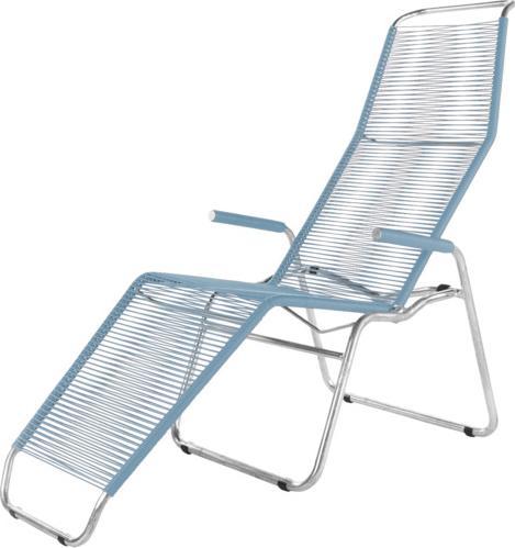 Pastellblau und Silber