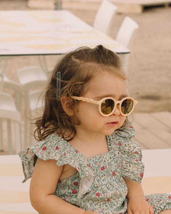 Actual product image Olivio & Co Toddler Ovale Sonnenbrille Desert Sand