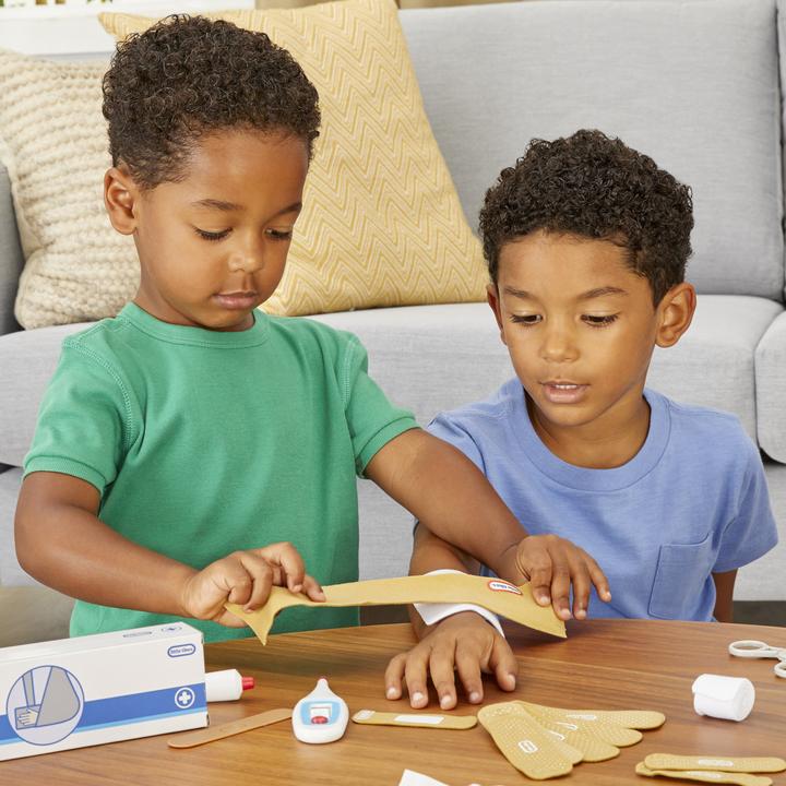 Actual product image MGA Little Tikes First Aid Kit
