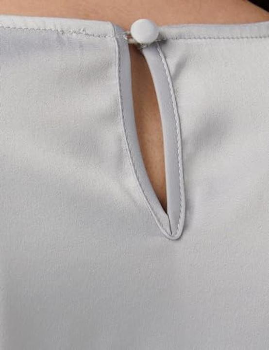 Actual product image Jalene Elegant Blouseshirt with Flattering Round Neck and Casual Fit (S)