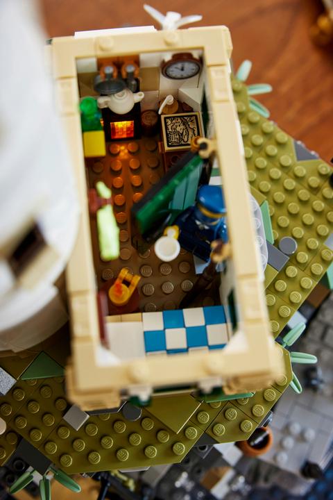 Image du produit LEGO Phare motorisé (21335, LEGO Ideas, LEGO difficiles à trouver)