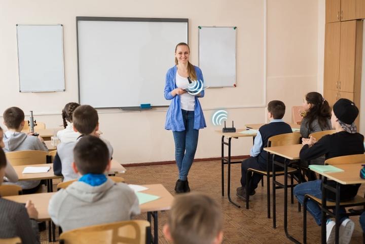 Produktbild AVerMedia AVerMic Wireless Teacher Microphone AW315