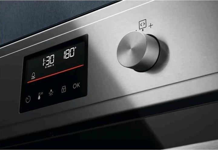 Actual product image Electrolux EOM4P46TX 72 L 2990 W A+ Stainless steel