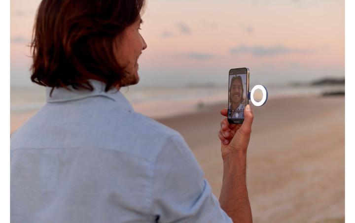 Actual product image ShiftCam SnapLight