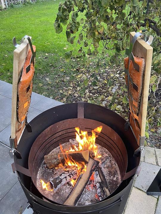 Actual product image A. Weyck Tools Flame salmon board