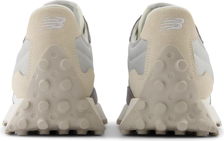 Actual product image New Balance U327FF (38)
