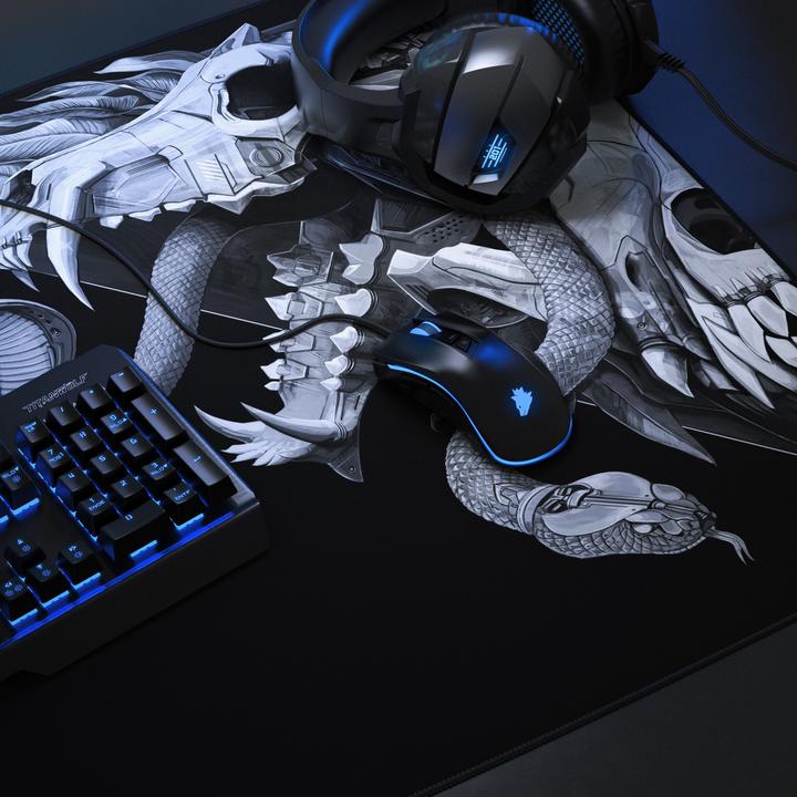 Actual product image Titanwolf Gaming Mouse Pad (3XL)
