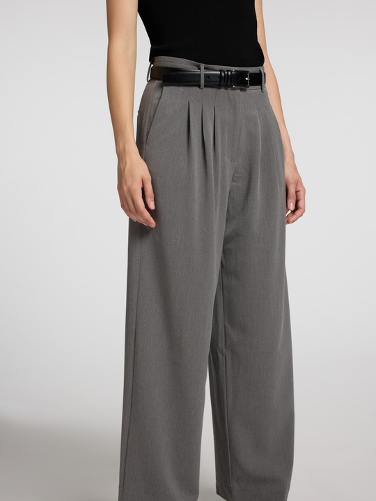 Produktbild Selected Femme Bundfalten Hose mit weitem Bein (38)