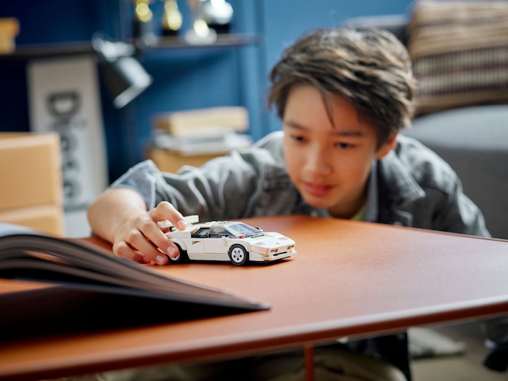 Productafbeelding LEGO Lamborghini Countach (76908, LEGO Snelheidskampioenen)