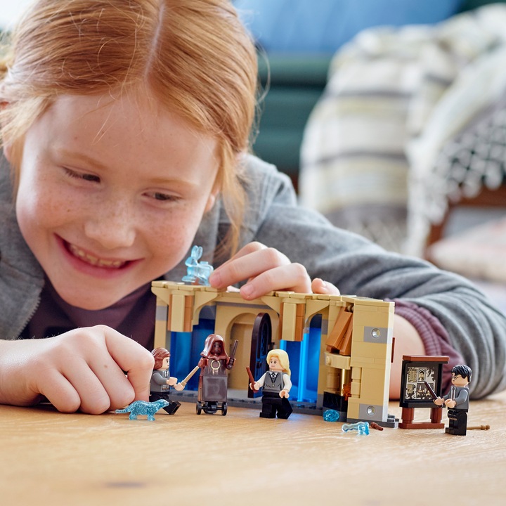 Actual product image LEGO The Room of Wishes at Hogwarts Castle (75966, LEGO Harry Potter)