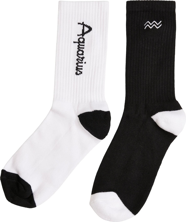 Black, White Aquarius