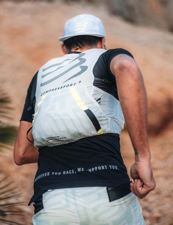 Produktbild Compressport UltRun S Pack Evo 10 (10 l)