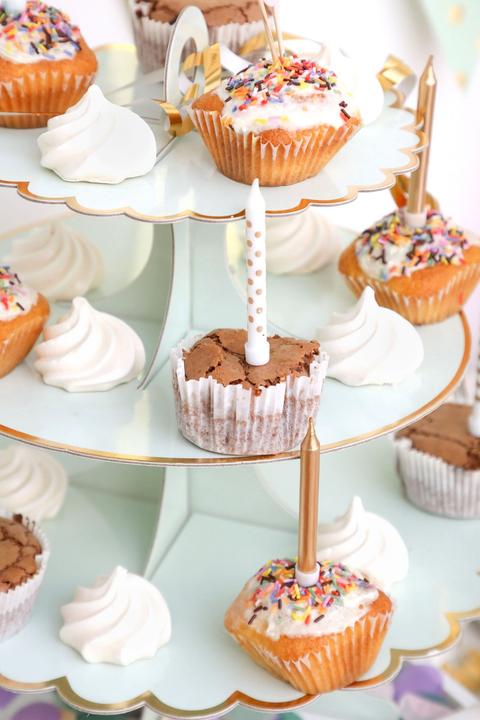 Actual product image I Am Creative Etagere