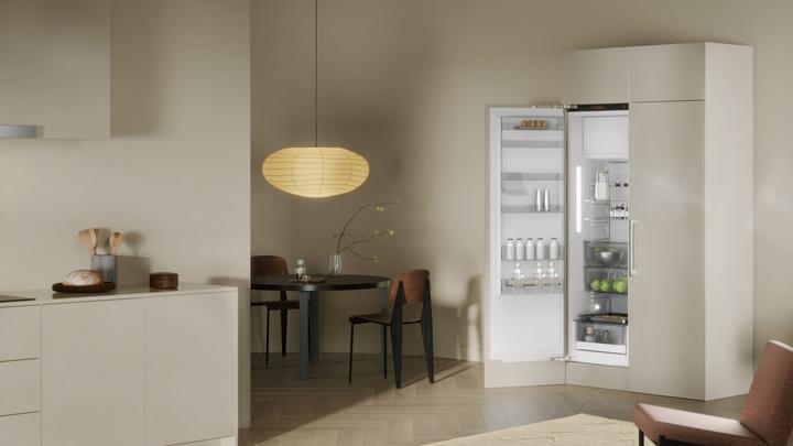 Actual product image V-Zug Cooler V2000 178GI 5113000001 (292 l)