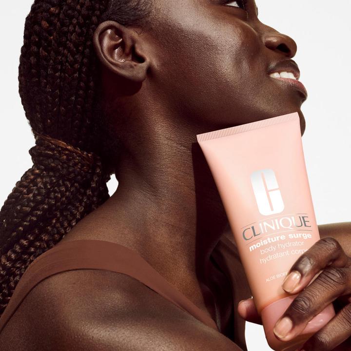 Produktbild Clinique Moisture Surge Body Hydrator with Aloe Bioferment and Hyaluronic Acid (Körperlotion, 200 ml)