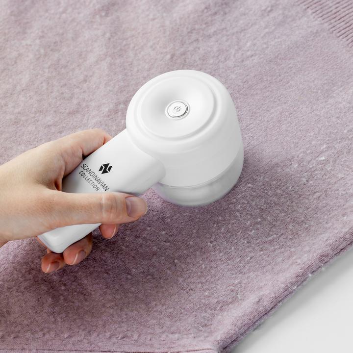 Actual product image Scandinavian Collection Lint Remover